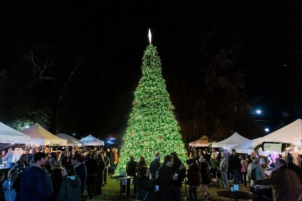 Holidays on the green and the Pendleton Christkindlmarkt.